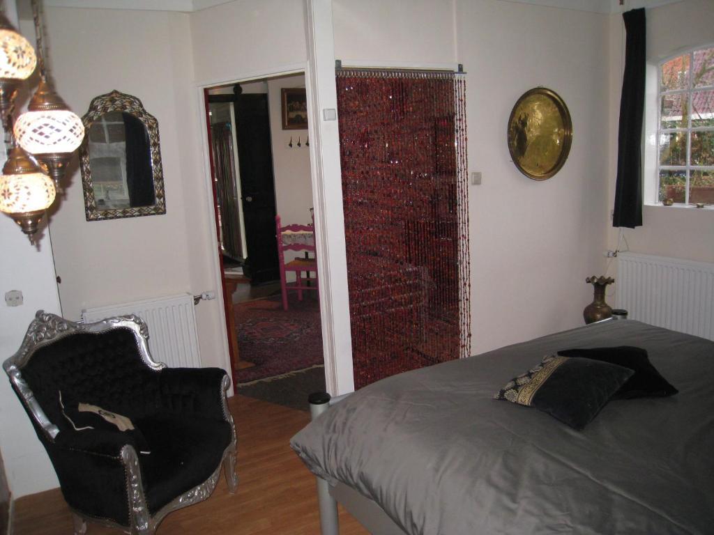 Janz Bed & Breakfast Capelle aan den IJssel Room photo